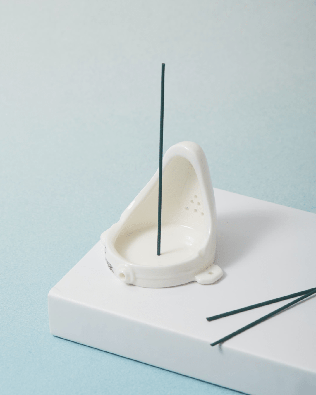 Porcelain white ceramic incense holder ash catcher Duchamp Fountain Hello Pepper