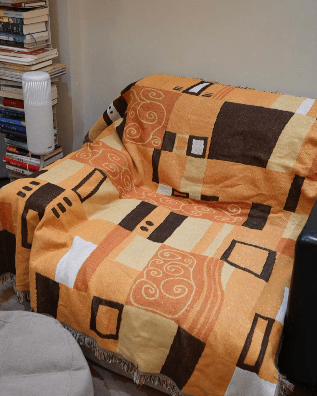 Hello Pepper - Golden Embrace Throw - Hello Pepper